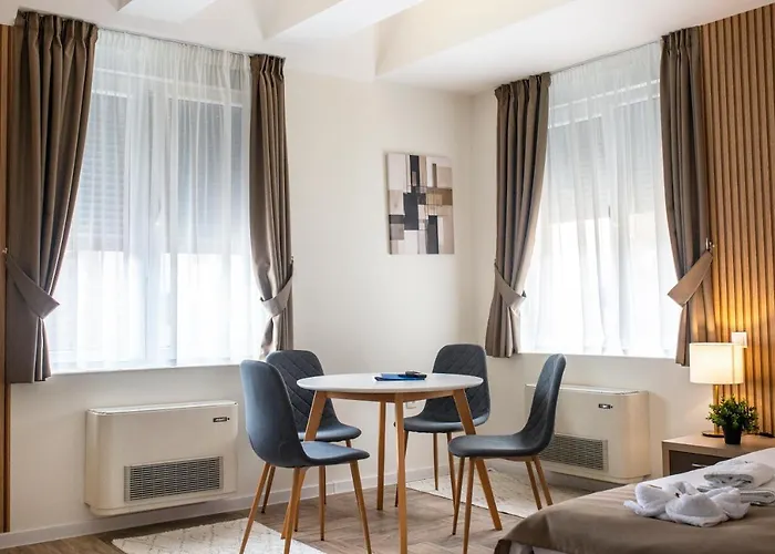 Zona Optimizma & B&B 4*